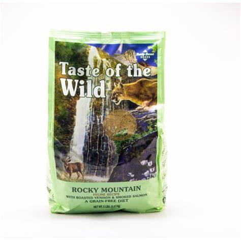 TOW ROCKY MOUNTAIN CAT